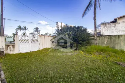 Terreno - Murado com 2 quartos (sendo 2 suite(s)) a 0,00 metros praia.