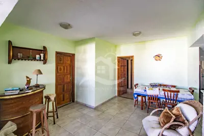 Terreno - Murado com 2 quartos (sendo 2 suite(s)) a 0,00 metros praia.