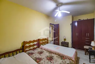 Terreno - Murado com 2 quartos (sendo 2 suite(s)) a 0,00 metros praia.