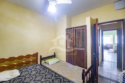 Terreno - Murado com 2 quartos (sendo 2 suite(s)) a 0,00 metros praia.