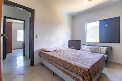 Apartamento - Amplo com 2 dormitórios (sendo 1 suite(s)) a 600,00 metros praia.