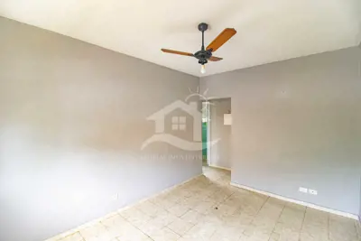 Apartamento - Amplo com 2 dormitórios (sendo 0 suite(s)) a 200,00 metros praia.