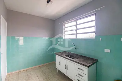 Apartamento - Amplo com 2 dormitórios (sendo 0 suite(s)) a 200,00 metros praia.