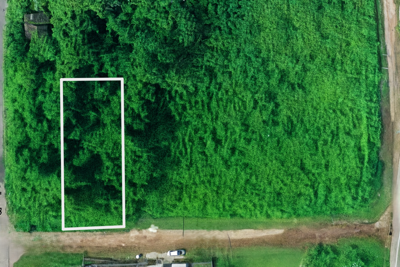 Terreno - Amplo com  quartos  a 2000,00 metros praia.