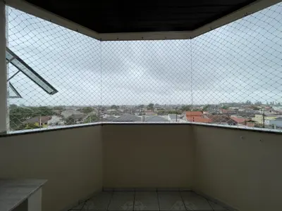 Apartamento - Amplo com 2 dormitórios (sendo 1 suite(s)) a 700,00 metros praia.