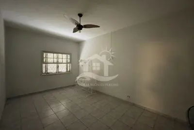 Casa - Térrea com piscina com 2 dormitórios (sendo 1 suite(s)) a 800,00 metros praia.